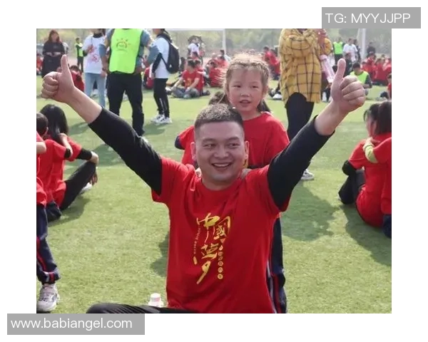 绿茵场上英雄梦古诗词赞颂足球明星风采与荣耀